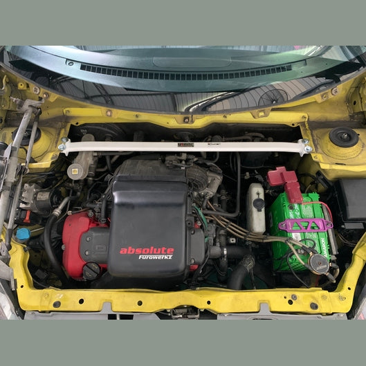  Barre anti-rapprochement Ultra Racing à 2 points SUZUKI SWIFT (RS/ZA11S) 1.5 2WD 2004-2010
