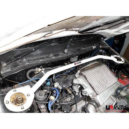  Barre anti-rapprochement Ultra Racing à 2 points TOYOTA STARLET 3RD GEN (P70) 1.3T-2E 2WD 1984-1989