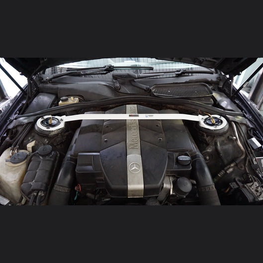  Barre anti-rapprochement Ultra Racing MERCEDES-BENZ W220 S280 2.8 V6 2WD 1999-2005