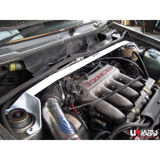  Barre anti-rapprochement Ultra Racing (Perçage requis) VOLKSWAGEN GOLF GTI 1ST GEN MK1/A1 (TYPE 17) 1.6 2WD 1974-1983