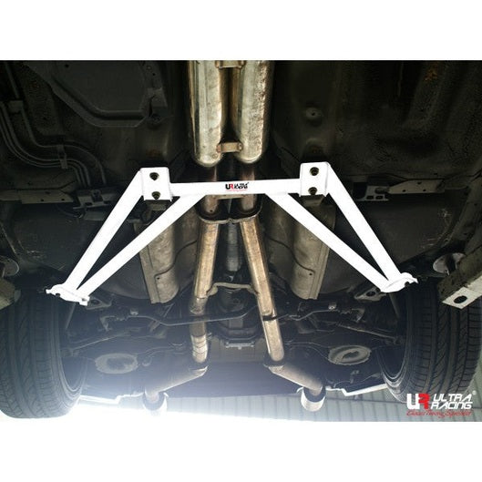  Barre anti-rapprochement arrière inférieure Ultra Racing à 4 points INFINITI FX35 2ND GEN (S51) 3.5 4WD 2009-2017