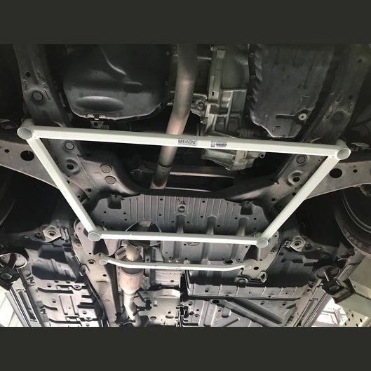  Barre anti-rapprochement avant en H à 4 points Ultra Racing LEXUS RX 270 3TH GEN (AL10) 2.7 2WD FACELIFT 2012-2015