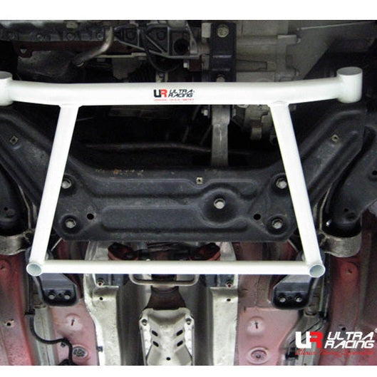  Barre anti-rapprochement avant en H à 4 points Ultra Racing VOLKSWAGEN POLO 4TH GEN MK4 (TYP 9N) 1.8 TSI 2WD 2002-2009
