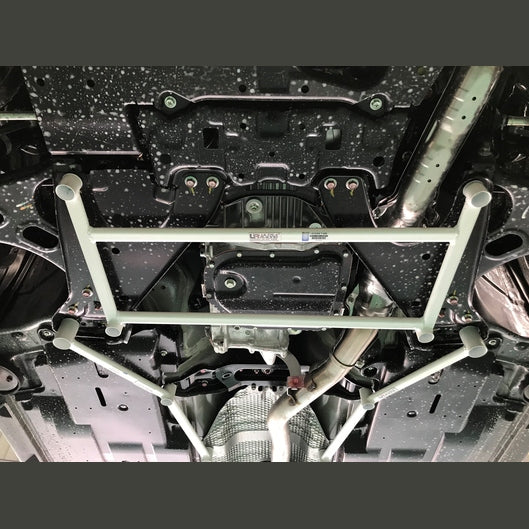  Barre anti-rapprochement avant inférieure à 4 points Ultra Racing SUBARU XV 2ND GEN (GT) 2.0 4WD NATURALLY-ASPIRATED 2018+