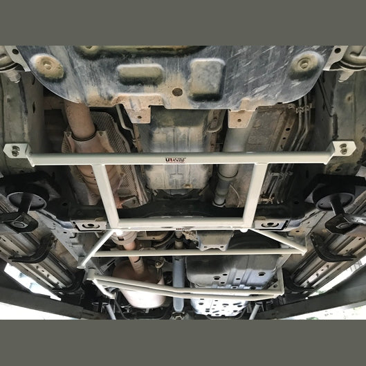  Barre anti-rapprochement avant inférieure à 4 points Ultra Racing TOYOTA LAND CRUISER PRADO 4TH GEN (J150) 2.7P 4WD 2009+