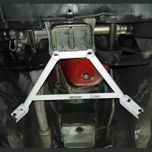 Barre anti-rapprochement avant inférieure à 4 points Ultra Racing VOLVO 940 900 SERIES 2.3 2WD SEDAN 1990-1998
