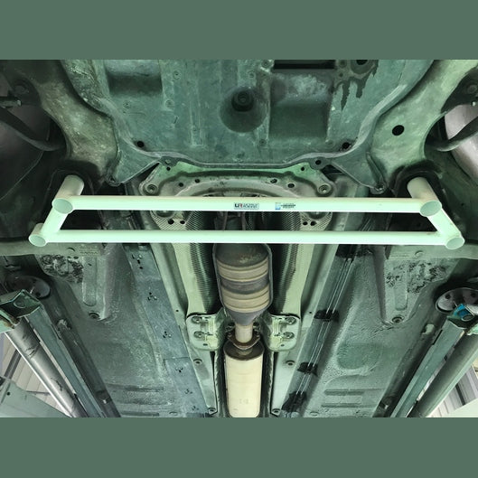  Barre anti-rapprochement avant inférieure à 4 points Ultra Racing VOLVO XC90 1ST GEN 2.5T 4WD OEM SIDE STEP 2003-2015
