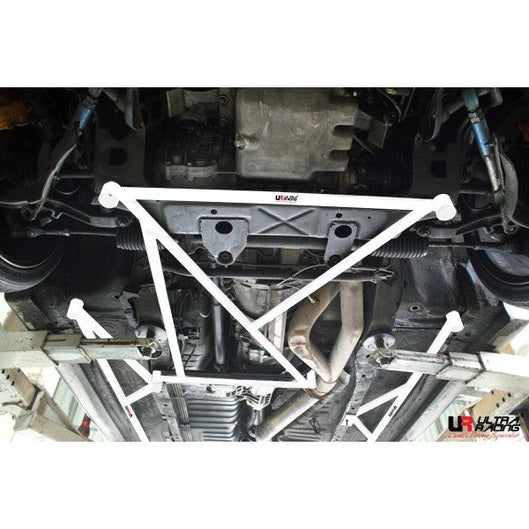  Barre anti-rapprochement avant inférieure en H à 4 points Ultra Racing NISSAN SKYLINE 9TH GEN (GTR 33) 2.6TT 4WD 1996-1998