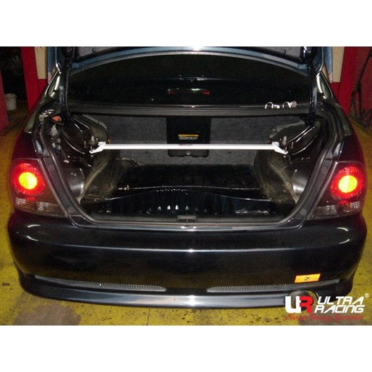  Barre anti-rapprochement supérieure arrière 2 points Ultra Racing TOYOTA ALTEZZA (XE10/AS200/IS200) 2.0 1998-2005