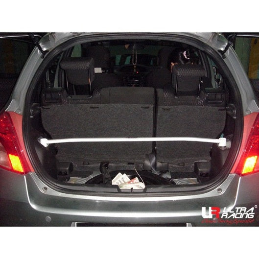  Barre anti-rapprochement supérieure arrière 2 points Ultra Racing TOYOTA YARIS 2ND GEN (XP90) 1.5 2WD HATCHBACK 2005-2013