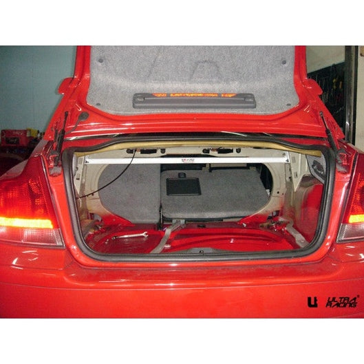  Barre anti-rapprochement supérieure arrière 2 points Ultra Racing VOLVO S60 1ST GEN 2.0T 2WD 2001-2009