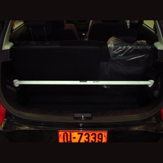  Barre anti-rapprochement supérieure arrière Ultra Racing 2P SUZUKI SWIFT (AZG/ZC72S) 1.2 2WD 2010-2017