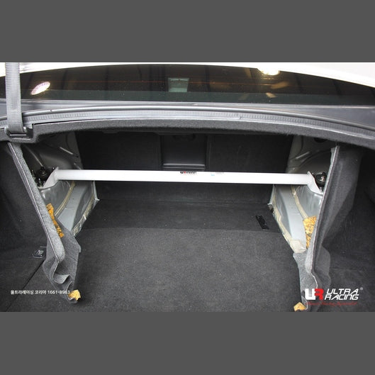  Barre anti-rapprochement supérieure arrière Ultra Racing LEXUS IS 250 2ND GEN (XE20) 2.5 2WD 2005-2013