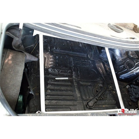  Barre anti-rapprochement supérieure arrière Ultra Racing TOYOTA MARK 2 6TH GEN (X80) 2.5TT 2WD 1988-1995