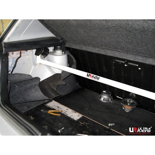  Barre anti-rapprochement supérieure arrière réglable Ultra Racing VOLKSWAGEN GOLF GTI 2ND GEN MK2/A2 (TYP 19E) 1.8 2WD 1983-1992