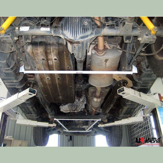  Barre de liaison inférieure arrière à 2 points Ultra Racing SSANGYONG REXTON I 1ST GEN (Y200) 2.9D 4WD 5 LINK SOUTH KOREA DOMESTIC 2001-2006