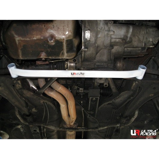  Barre de liaison inférieure avant à 2 points Ultra Racing VOLKSWAGEN GOLF GTI 1ST GEN MK1/A1 (TYPE 17) 1.6 2WD 1974-1983