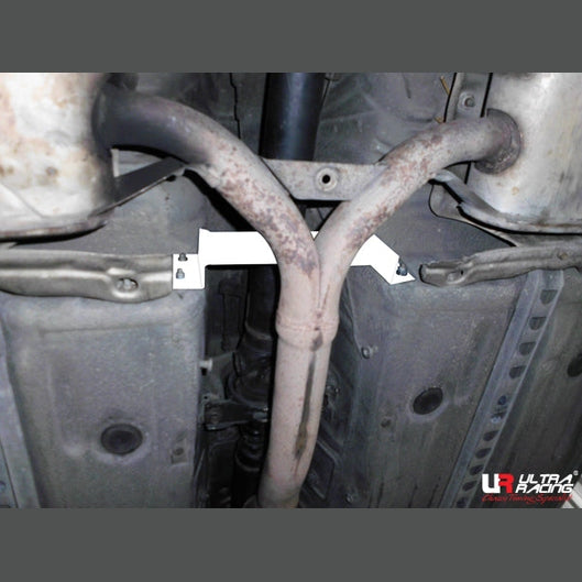  Barre de suspension inférieure Ultra Racing à 2 points LEXUS LS 400 1ST GEN (XF10) 4.0 V8 2WD 1989-1994