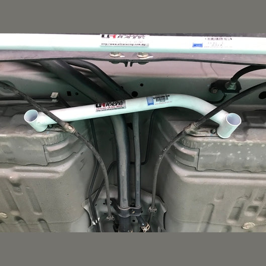  Barre inférieure arrière 2 points Ultra Racing HONDA CITY 5TH GEN (GM2) 1.5 2WD 2008-2014