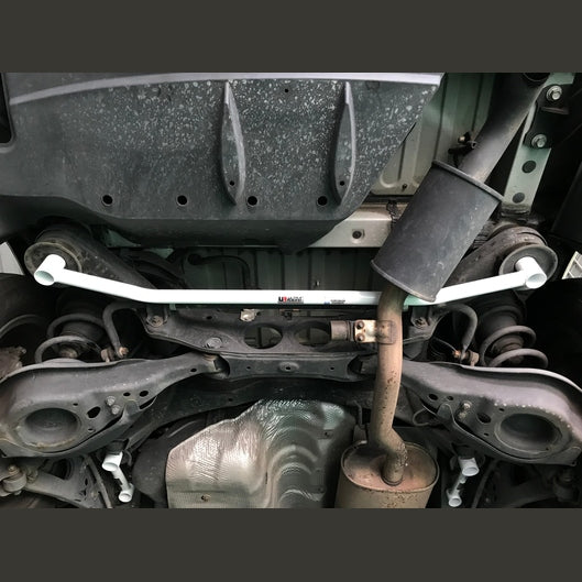  Barre inférieure arrière 2 points Ultra Racing LEXUS RX 270 3TH GEN (AL10) 2.7 2WD FACELIFT 2012-2015