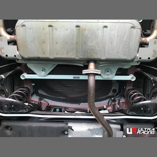  Barre inférieure arrière 2 points Ultra Racing MAZDA 3 4TH GEN (BP) 2.0 2WD HATCHBACK 2019+