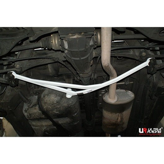  Barre inférieure arrière 3 points Ultra Racing SSANGYONG RODIUS 1ST GEN 2.7D 4WD 2004-2012