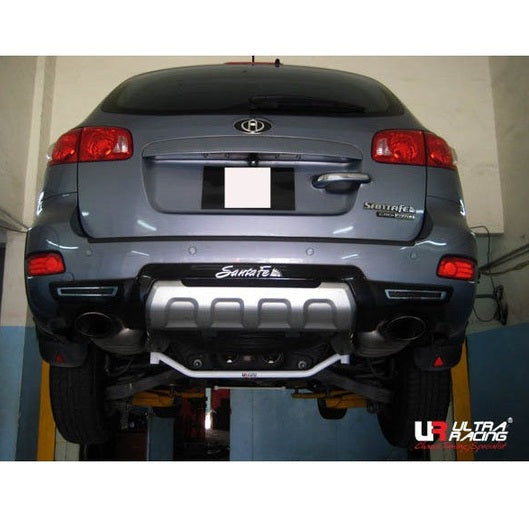  Barre inférieure arrière Ultra Racing HYUNDAI SANTA FE 2ND GEN (CM) 2.2D E-VGT 4WD FACELIFT 2007-2013