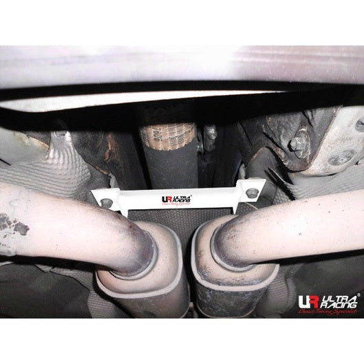  Barre inférieure moyenne Ultra Racing 2P MERCEDES-BENZ W210 E200K 2.0K 2WD 1996-2003