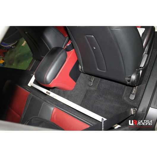  Barre transversale/de maintien 2 points Ultra Racing HYUNDAI GENESIS COUPE (BK) 2.0T 2WD 2009-2016