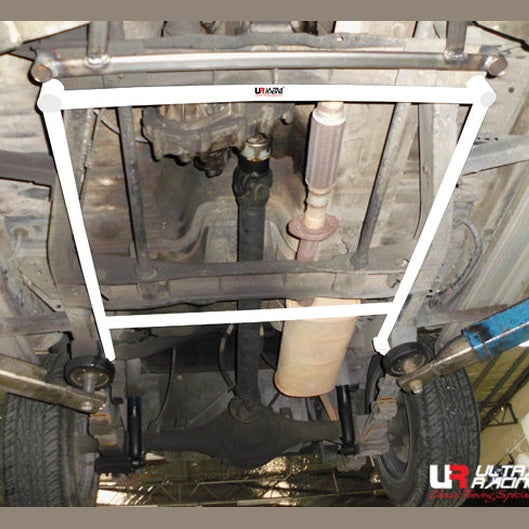  Renfort inférieur arrière Ultra Racing 4P DAIHATSU FEROZA 1ST GEN (F300) 1.6 4WD 1989-2002
