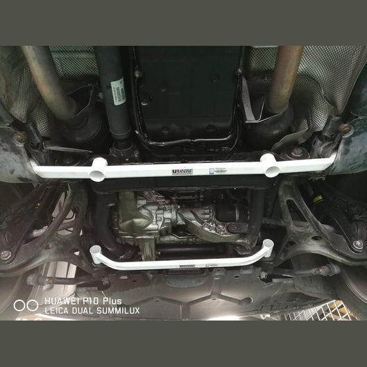  Renfort inférieur avant Ultra Racing MERCEDES-BENZ W251 R63 6.3 V8 4WD 2005-2017