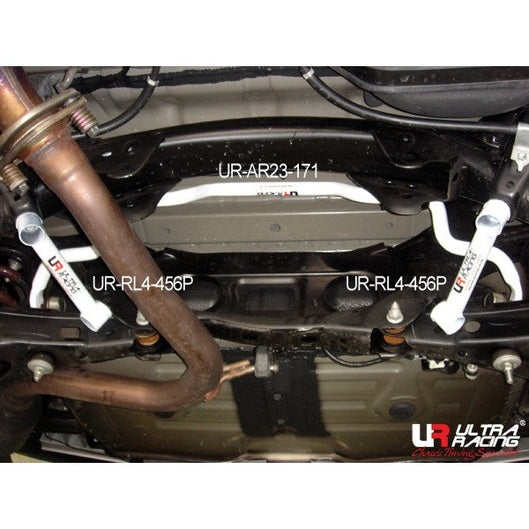  Renforts de traverse arrière Ultra Racing 2x 2Point TOYOTA RAV4 3RD GEN (XA30) 2.4 2WD 2005-2012